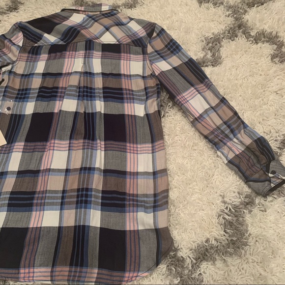 Sold! id:23 shirt - Picture 2 of 9